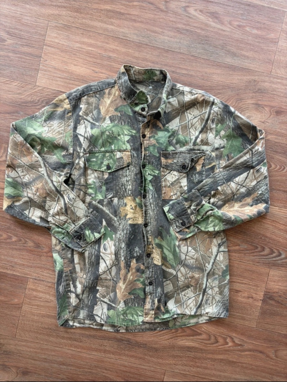 Men's Camouflage Real tree Button-Up Hunting Shirt  - Green/Brown